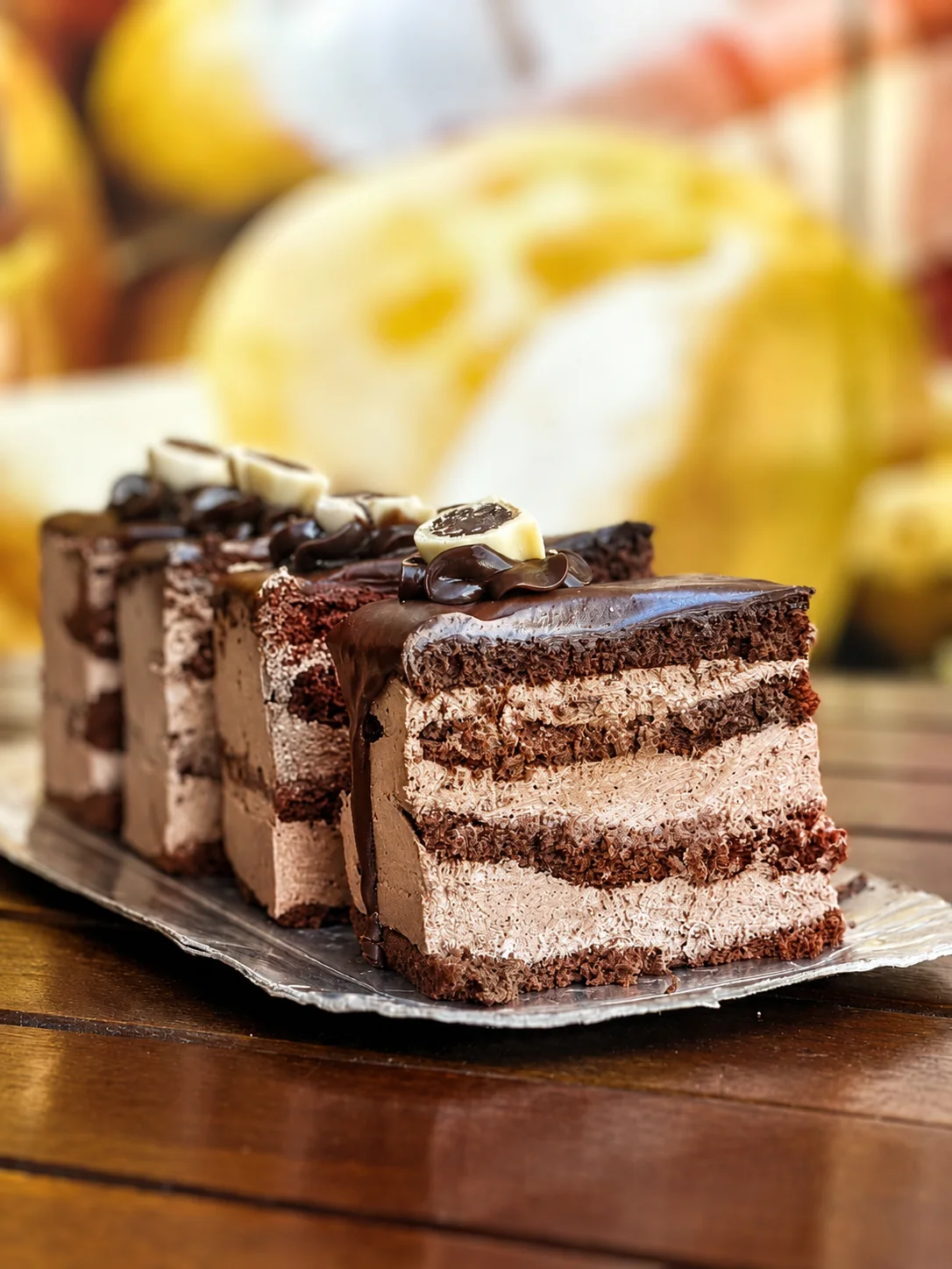 Fatias de bolo de chocolate